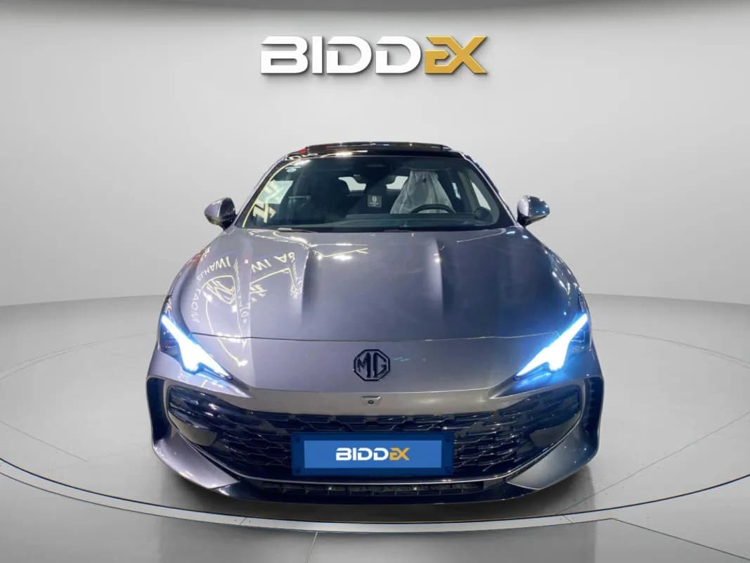 ام جي 7 2026 تروفي رمادي أوتوماتيك — جديدة