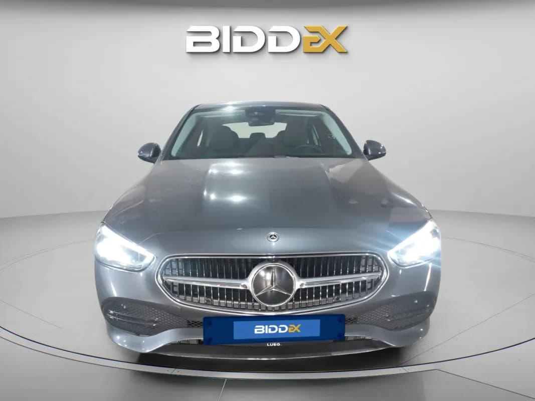 مرسيدس بنز C200 2024