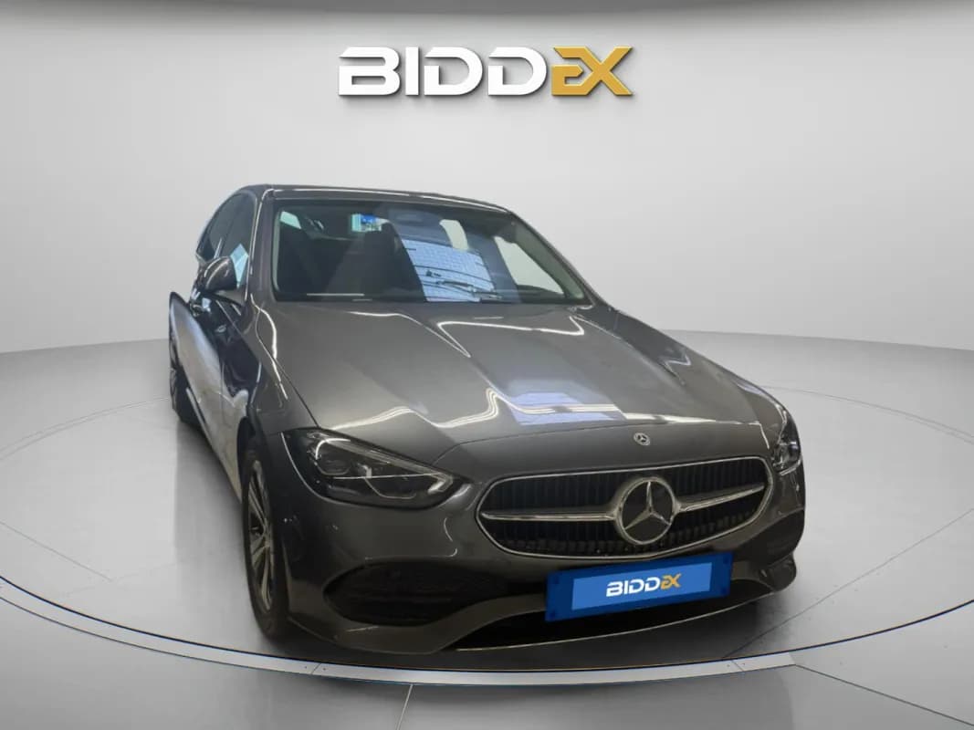 مرسيدس بنز C200 2024