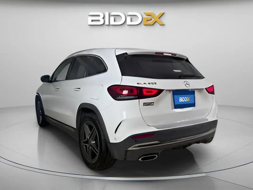 مرسيدس بنز GLA 200 2021