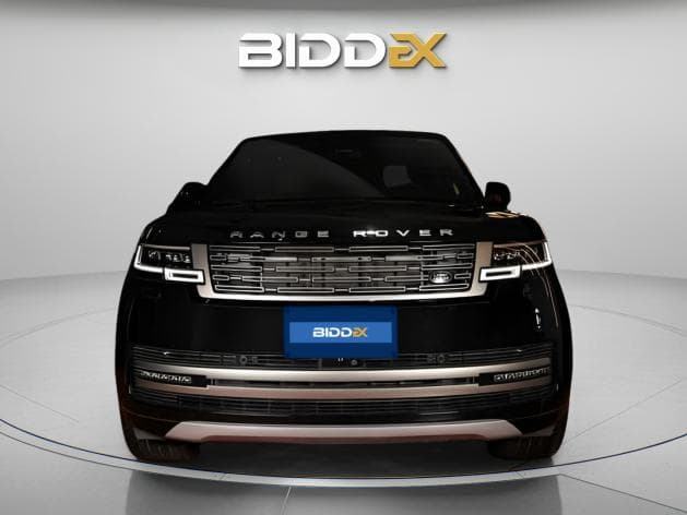 Range Rover VOGUE 2024 p400 Black Automatic — Used - 1