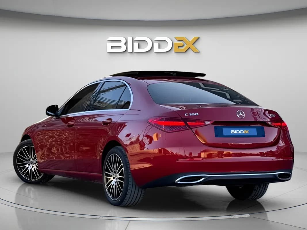 مرسيدس بنز C180 2022