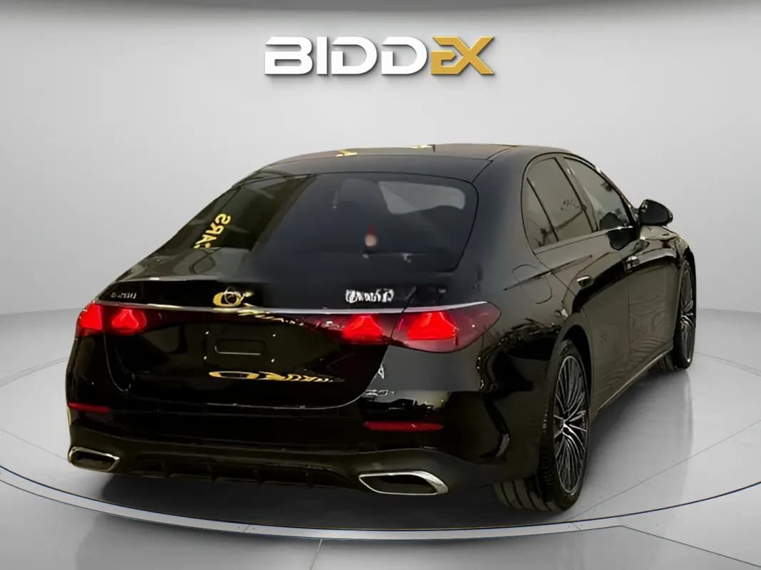 مرسيدس بنز E200 2024