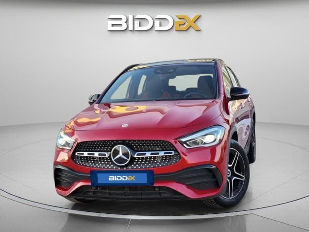 مرسيدس بنز GLA 200 2023 ايه ام جي أحمر أوتوماتيك — مستعملة - 1