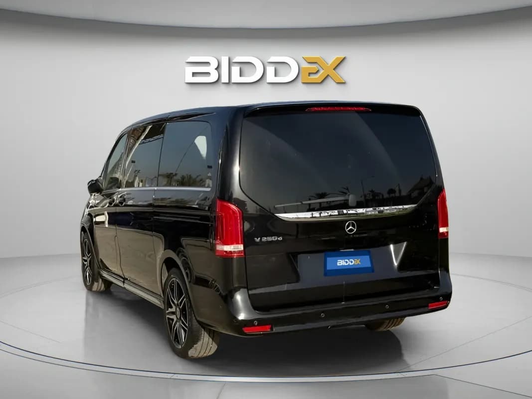 مرسيدس بنز V 250 2023