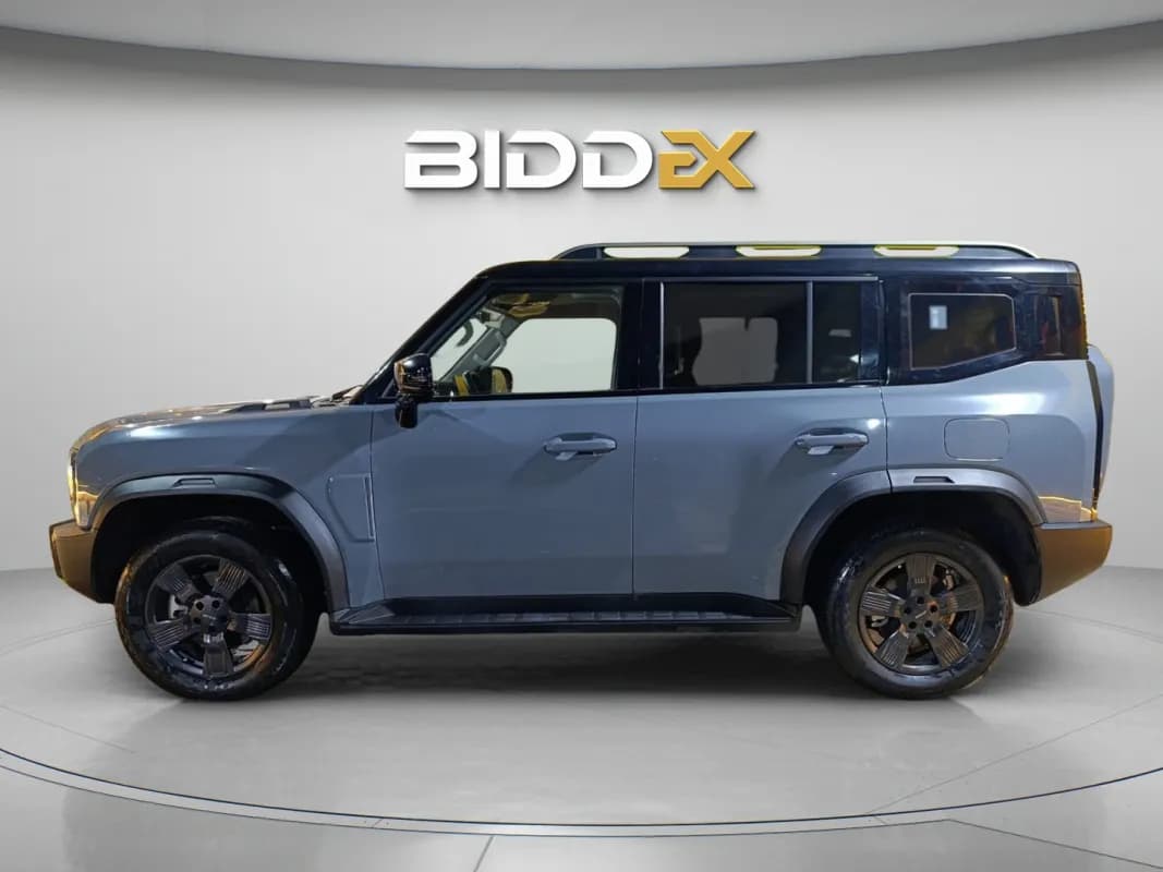 جيتور تي 2 2025 لاكشري رمادي ناردو أوتوماتيك — مستعملة