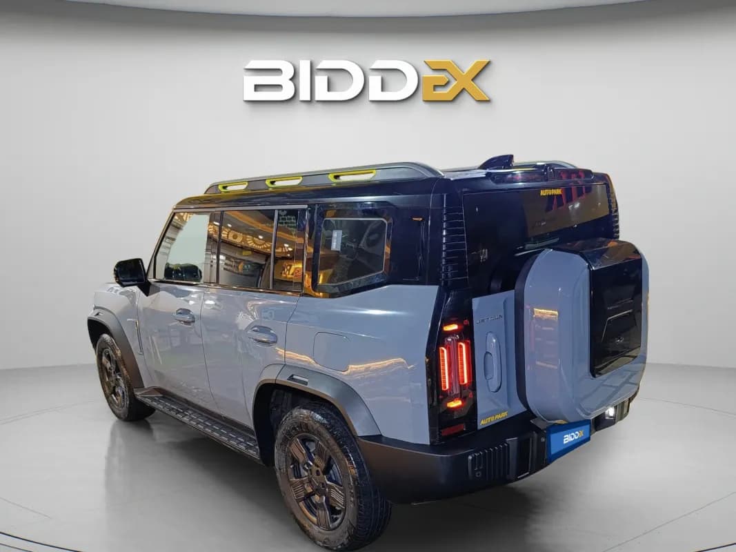 جيتور تي 2 2025 لاكشري رمادي ناردو أوتوماتيك — مستعملة