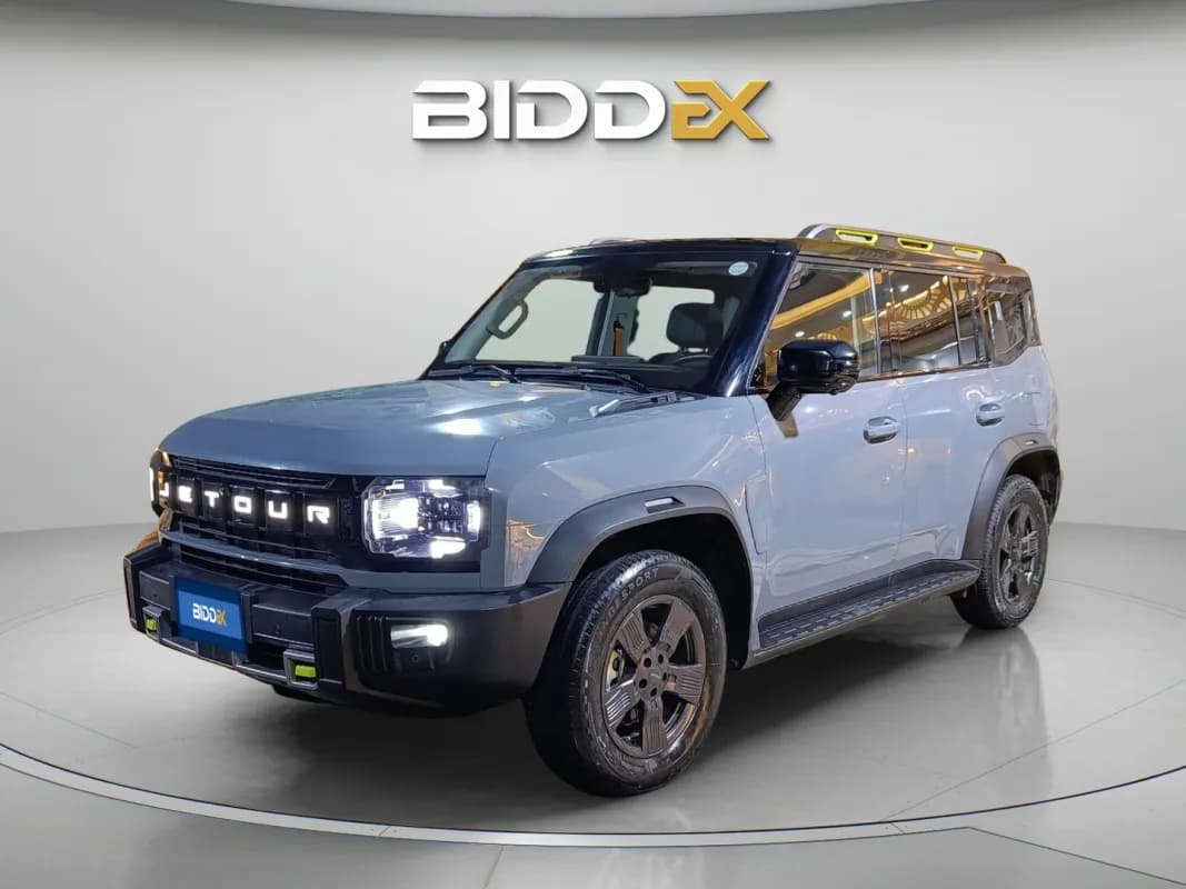 جيتور تي 2 2025 لاكشري رمادي ناردو أوتوماتيك — مستعملة