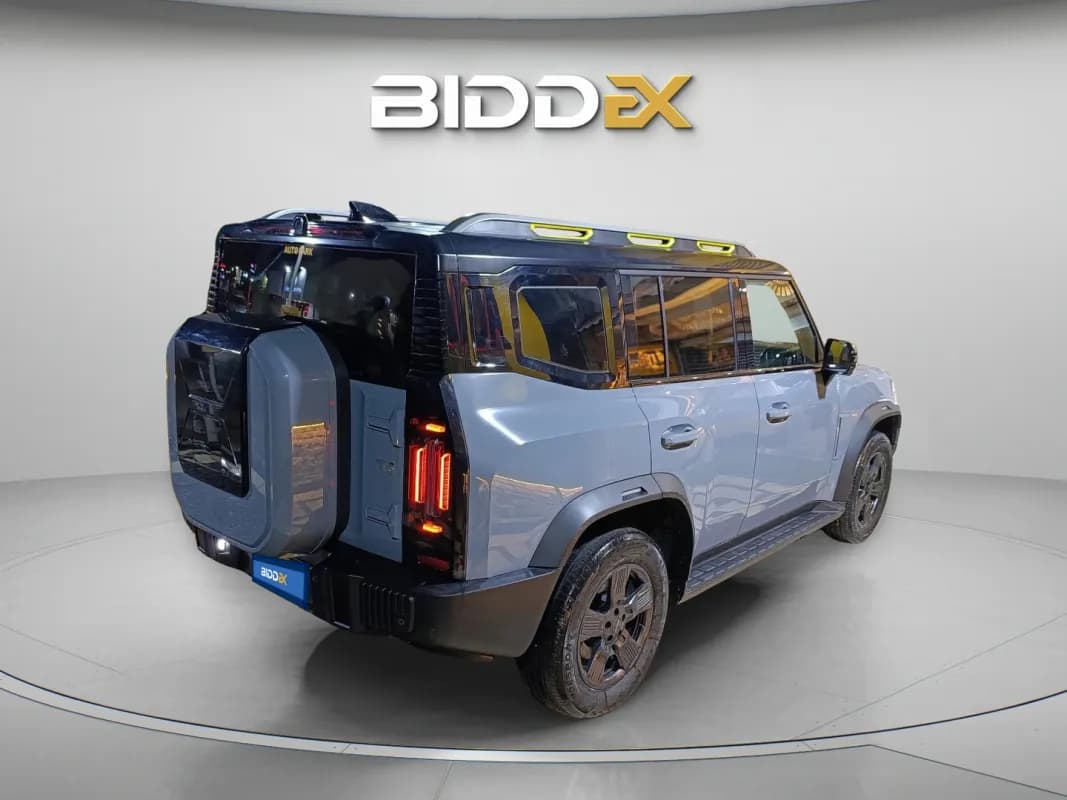 جيتور تي 2 2025 لاكشري رمادي ناردو أوتوماتيك — مستعملة