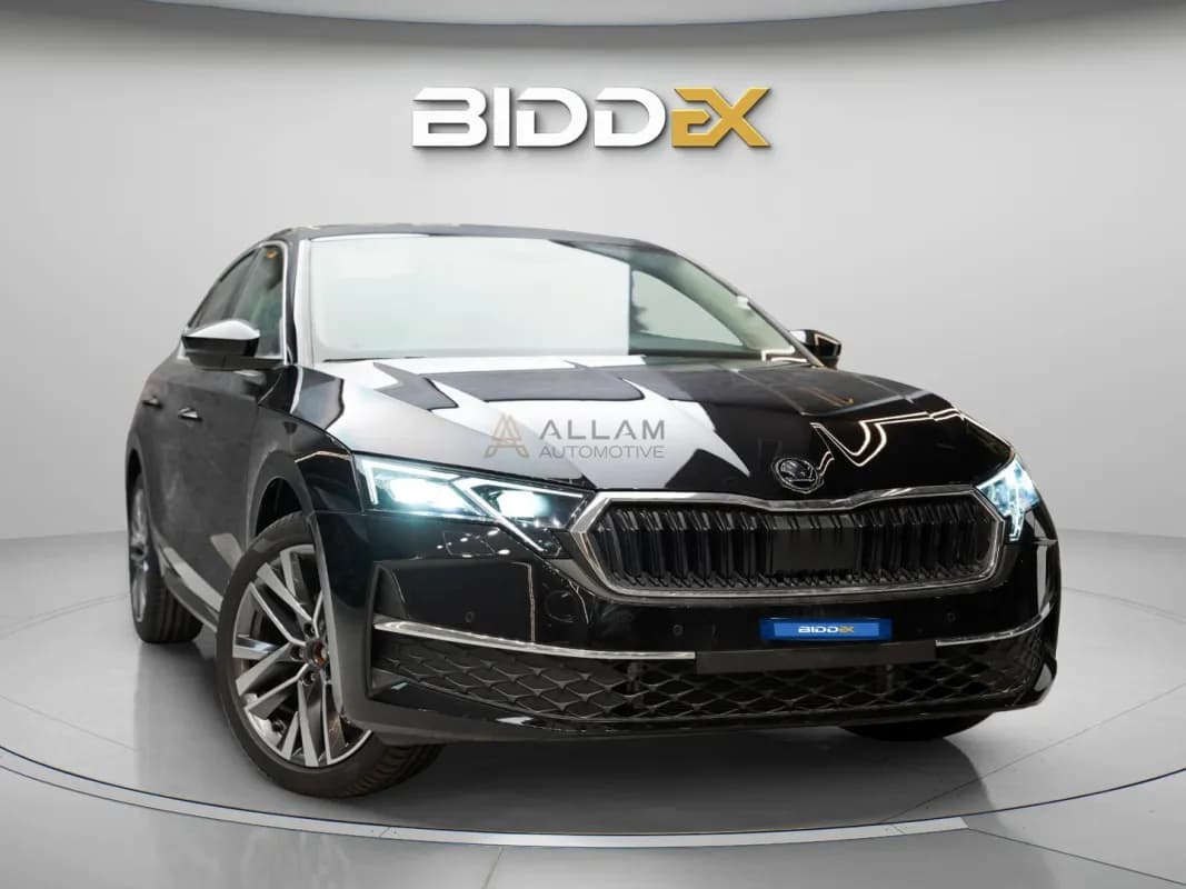 سكودا اوكتافيا A8 2026 سويت أسود أوتوماتيك — جديدة