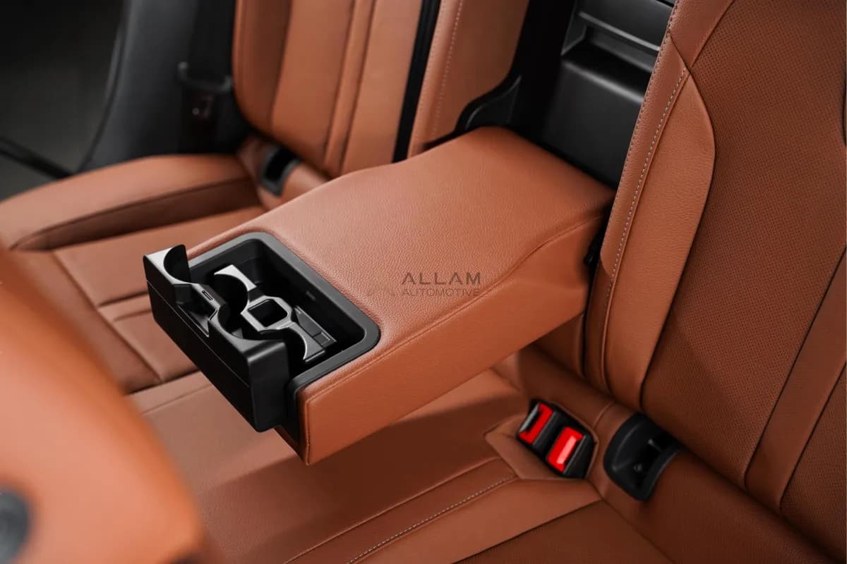 سكودا اوكتافيا A8 2026 سويت أسود أوتوماتيك — جديدة