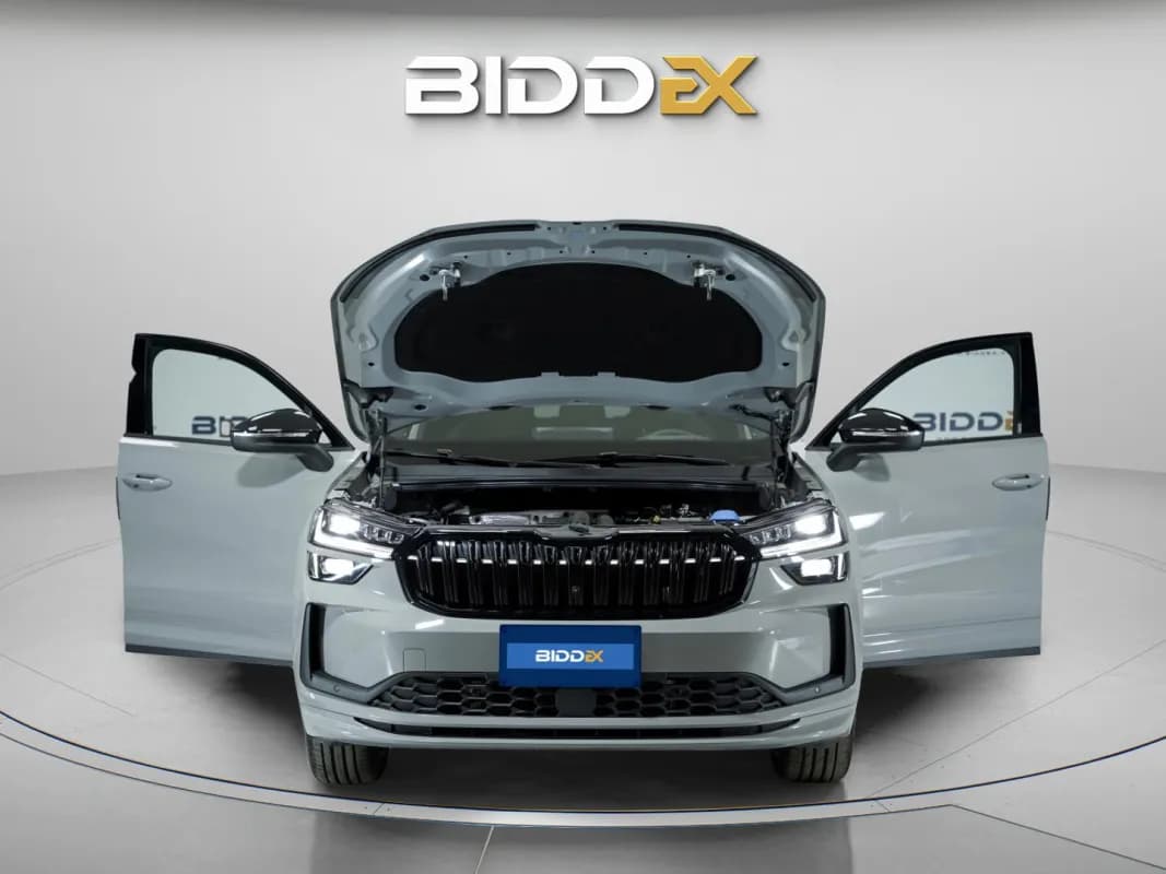 سكودا كودياك 2026 سبورت لاين رمادي ناردو أوتوماتيك — جديدة