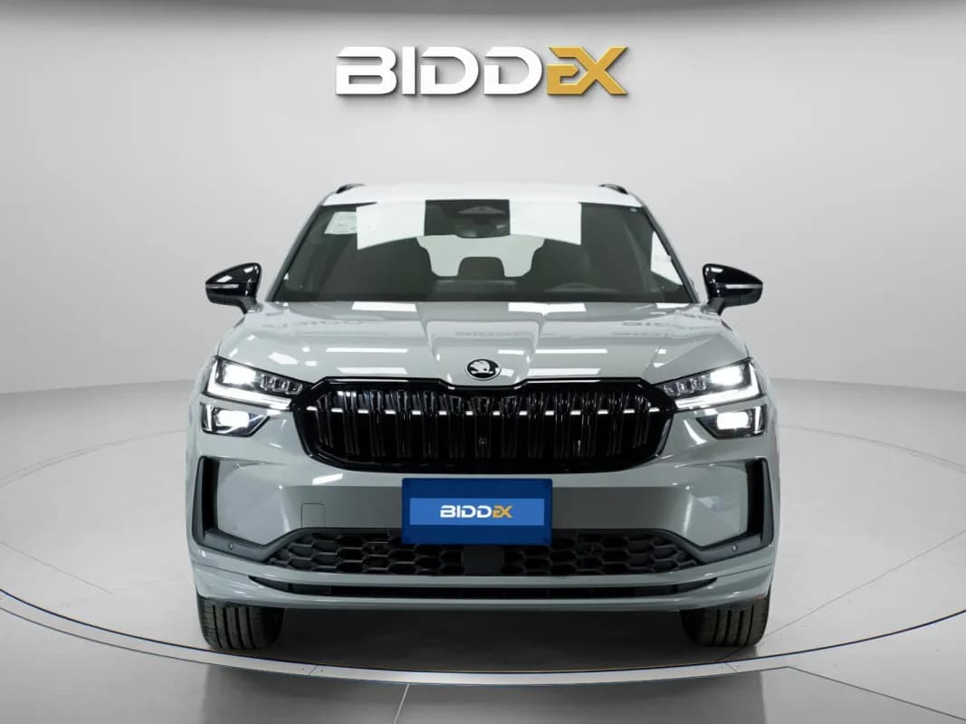 سكودا كودياك 2026 سبورت لاين رمادي ناردو أوتوماتيك — جديدة