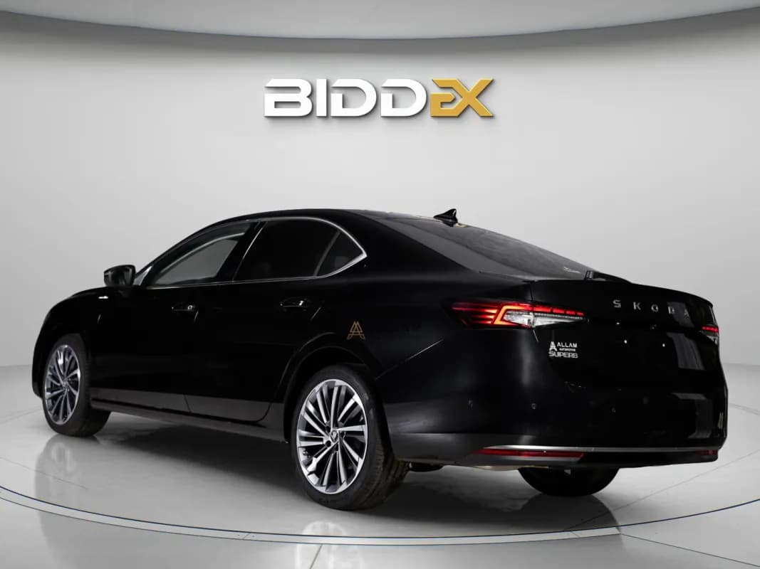 سكودا سوبرب 2026 ان جي سليكشن أسود أوتوماتيك — جديدة