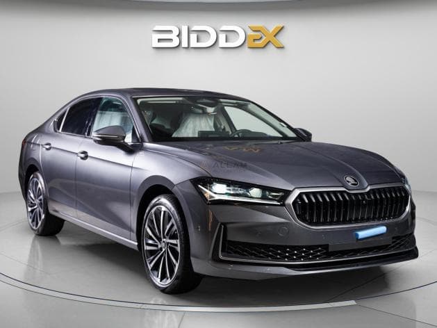 سكودا سوبرب 2026 ان جي ال &كيه رمادي أوتوماتيك — جديدة