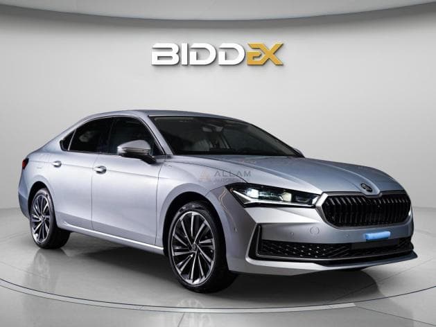 سكودا سوبرب 2026 ان جي ال &كيه فضي أوتوماتيك — جديدة