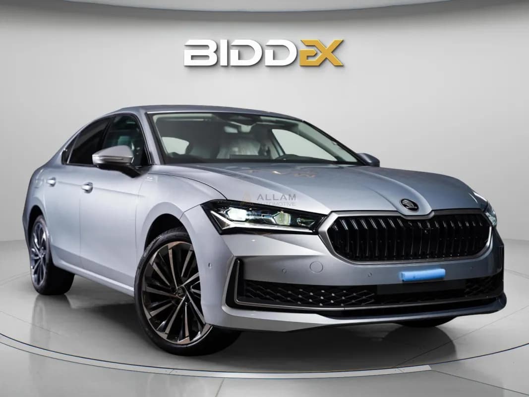 سكودا سوبرب 2026 ان جي ال &كيه فضي أوتوماتيك — جديدة