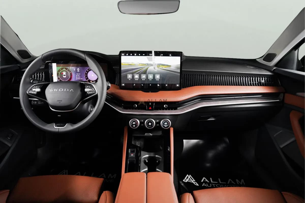 سكودا سوبرب 2026 ان جي ال &كيه فضي أوتوماتيك — جديدة