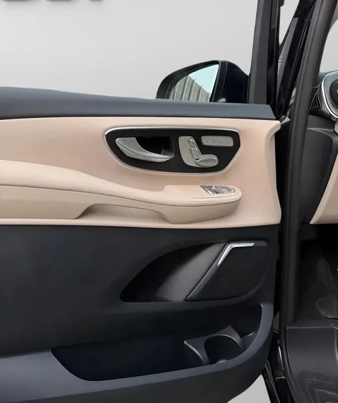 مرسيدس بنز V300 فيانو 2026