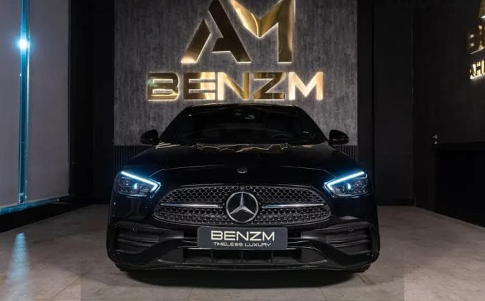 مرسيدس بنز E200 2025