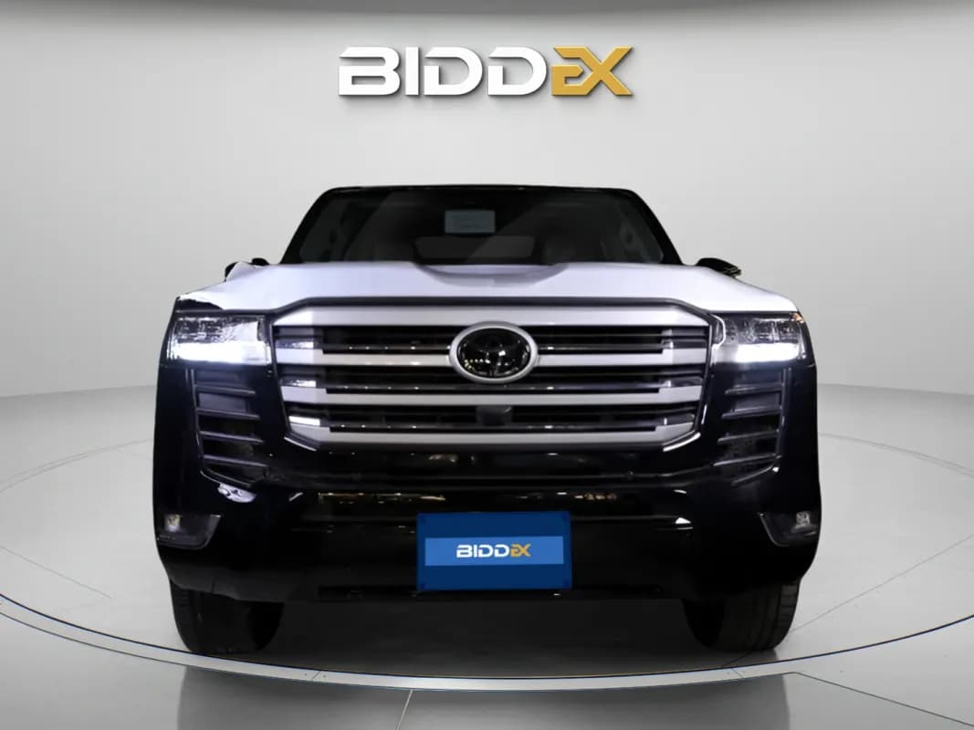 تويوتا لاند كروزر 2025