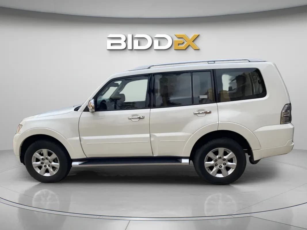 ميتسوبيشي باجيرو 2022