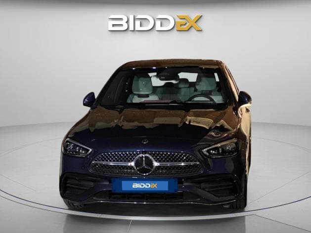 مرسيدس بنز C180 2025 ايه ام جي سبيشيال ايديشين أزرق الداكن أوتوماتيك — جديدة