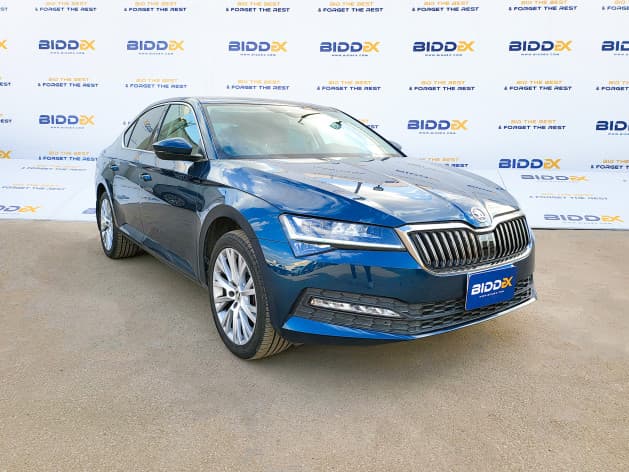 Skoda Superb 2024 امبيشن أزرق أوتوماتيك — مستعملة