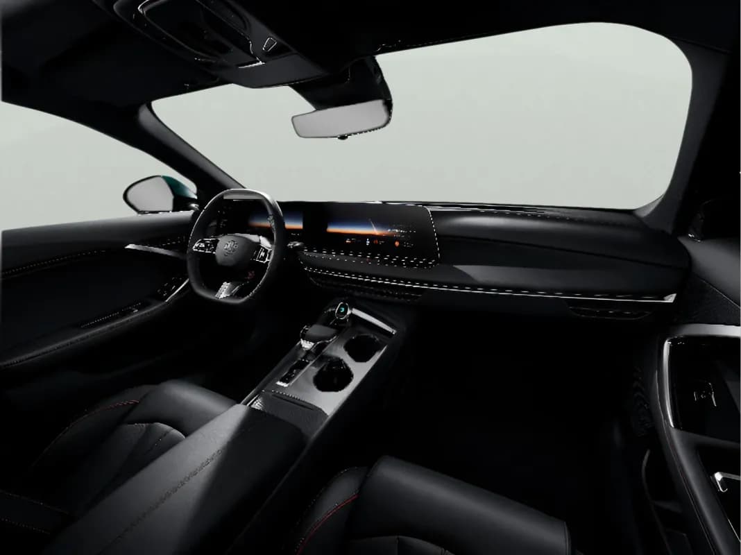 ام جي 7 2026 لاكشري أخضر أوتوماتيك — جديدة