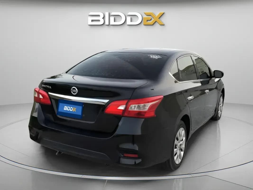 نيسان سنترا 2019 بريميم أسود أوتوماتيك — مستعملة