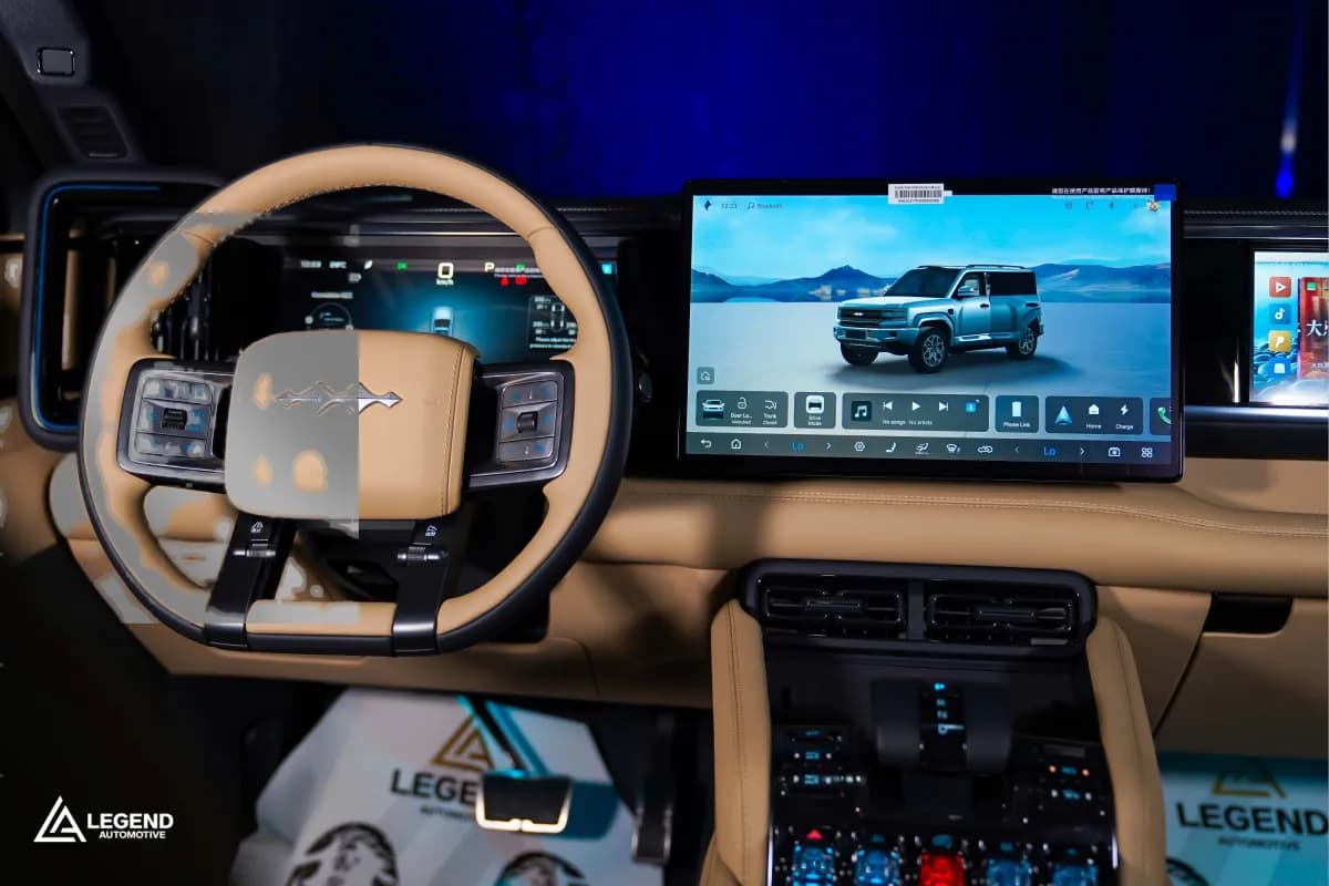 بي واي دي ليوبارد 2025