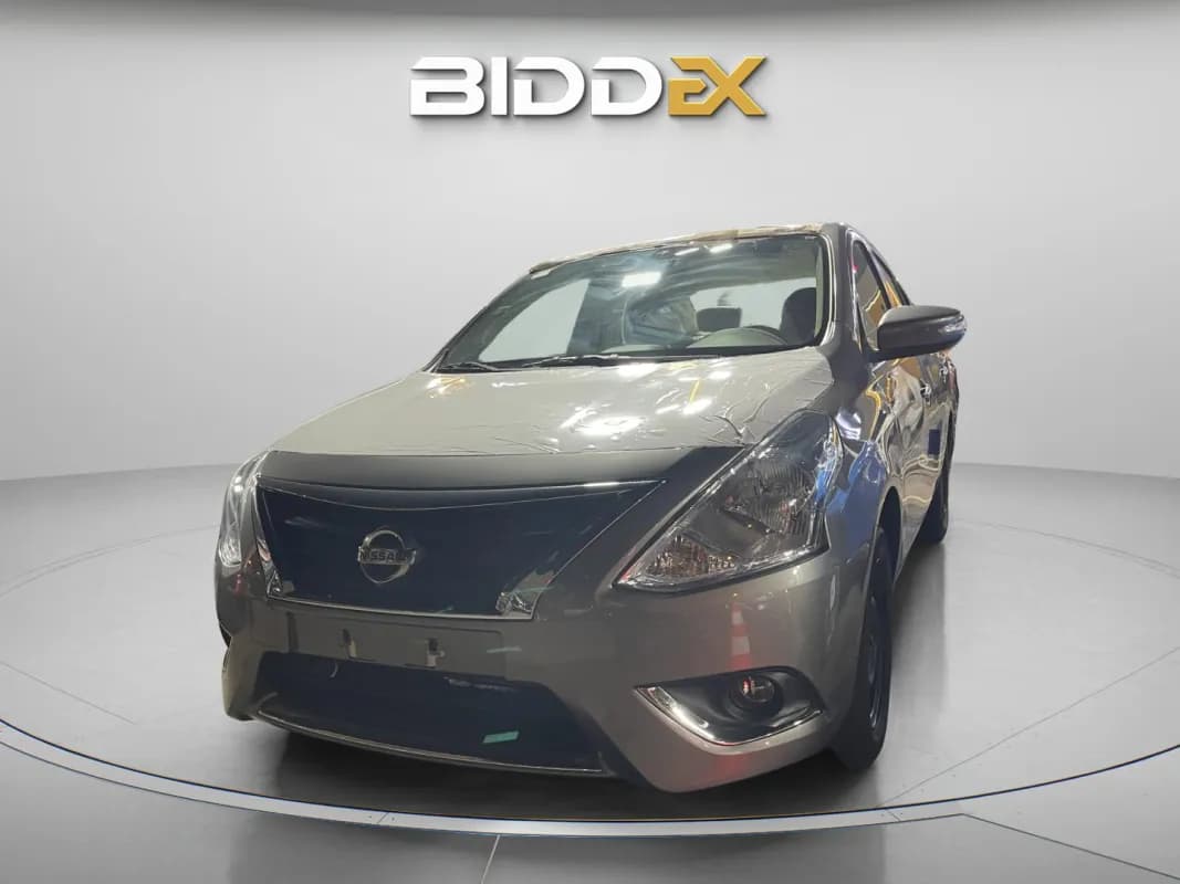 نيسان صني 2026 اول فئه رمادي أوتوماتيك — جديدة