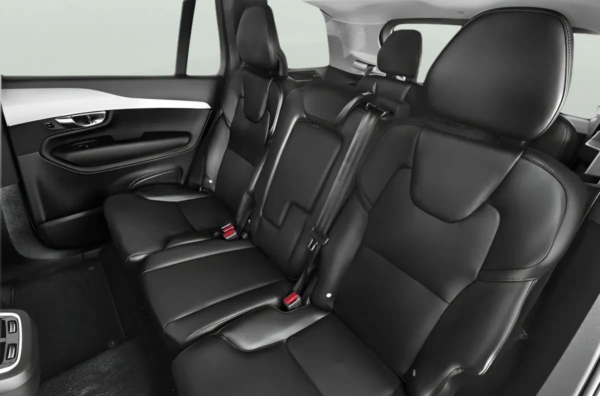 فولفو اكس سي 90 2026