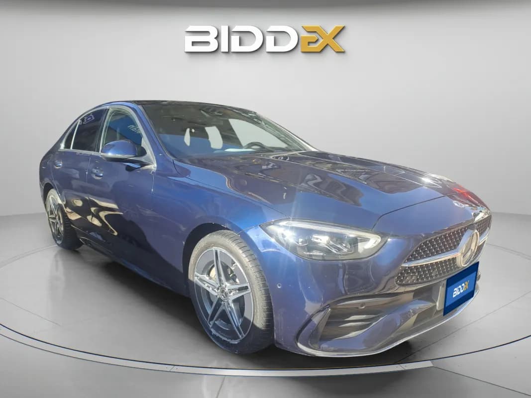 مرسيدس بنز C180 2023 ايه ام جي أزرق الداكن أوتوماتيك — مستعملة