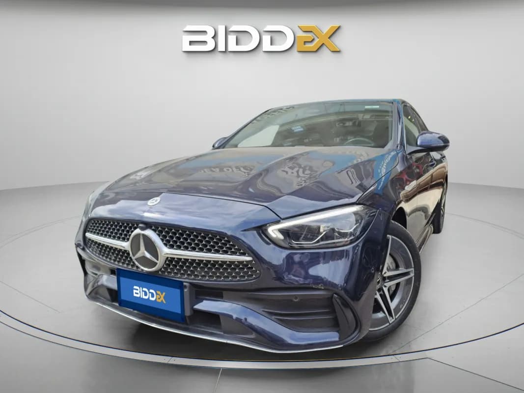 مرسيدس بنز C180 2023 ايه ام جي أزرق الداكن أوتوماتيك — مستعملة