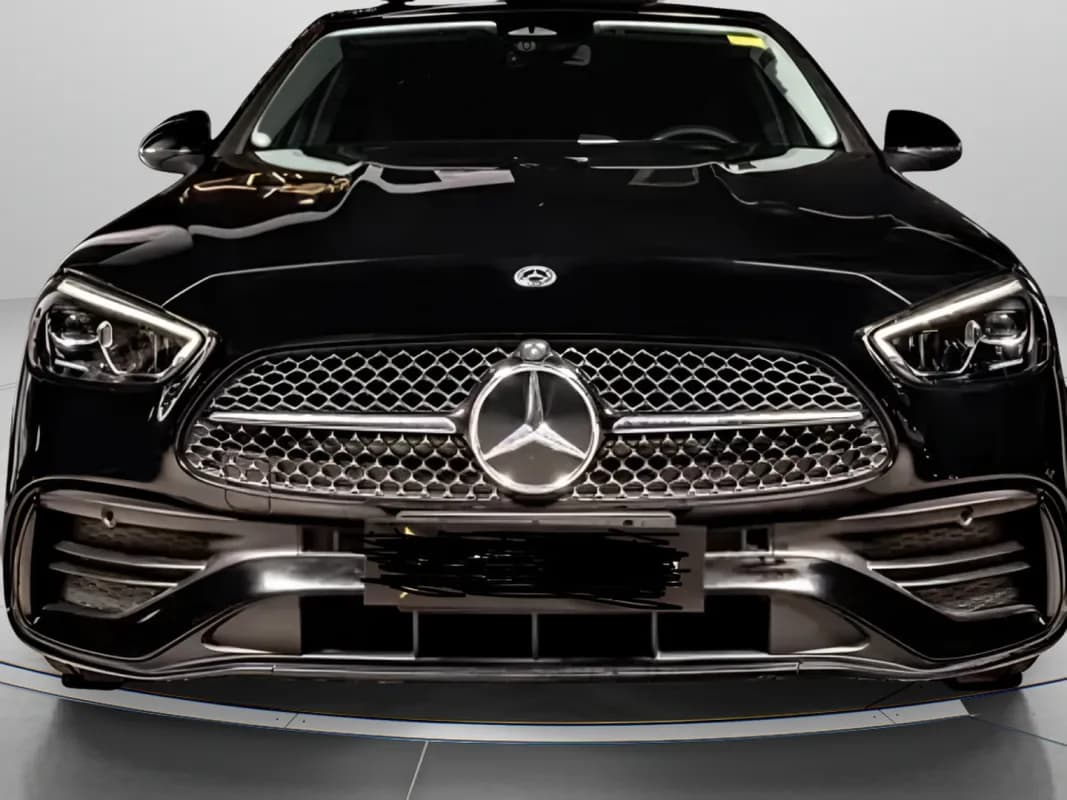 مرسيدس بنز C180 2025