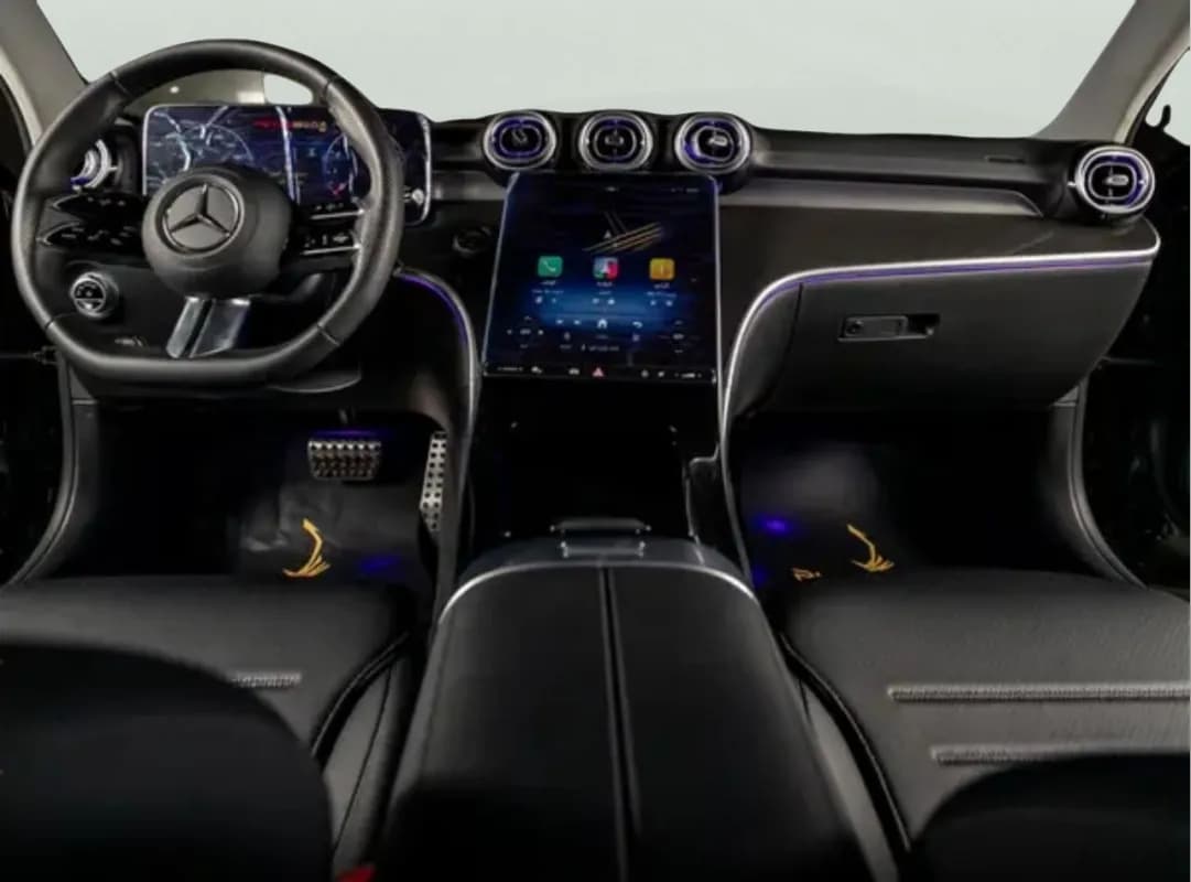 مرسيدس بنز C180 2025