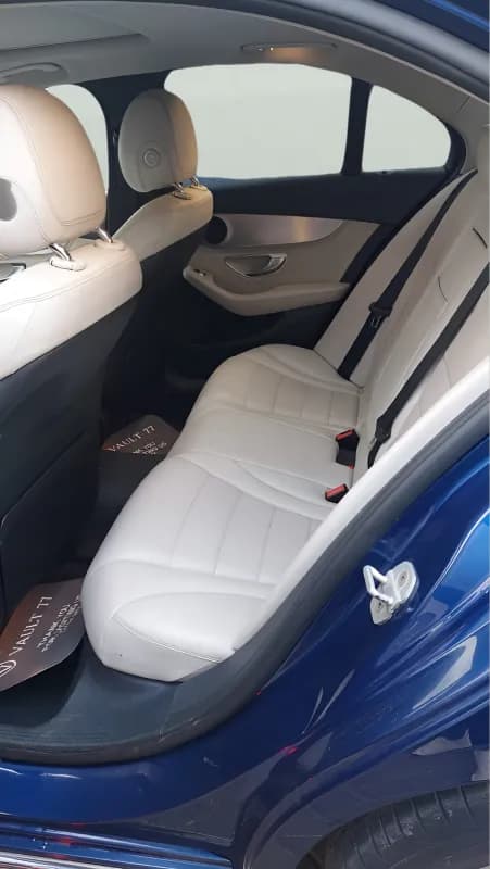 مرسيدس بنز C180 2015