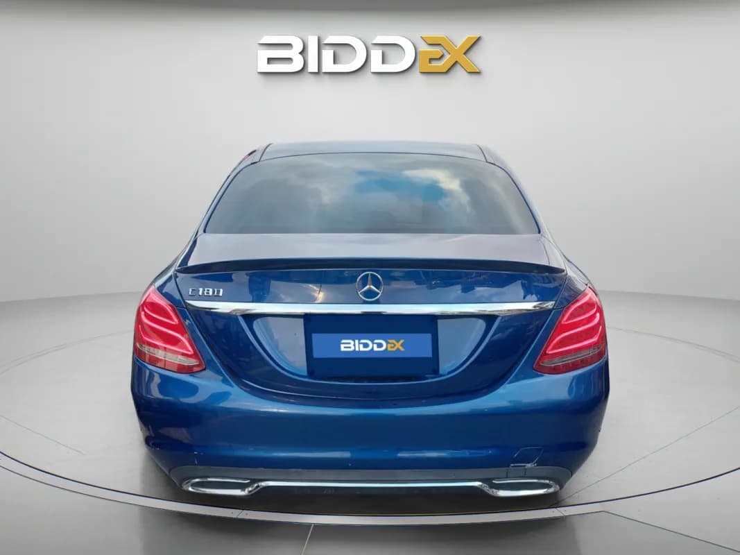 مرسيدس بنز C180 2015