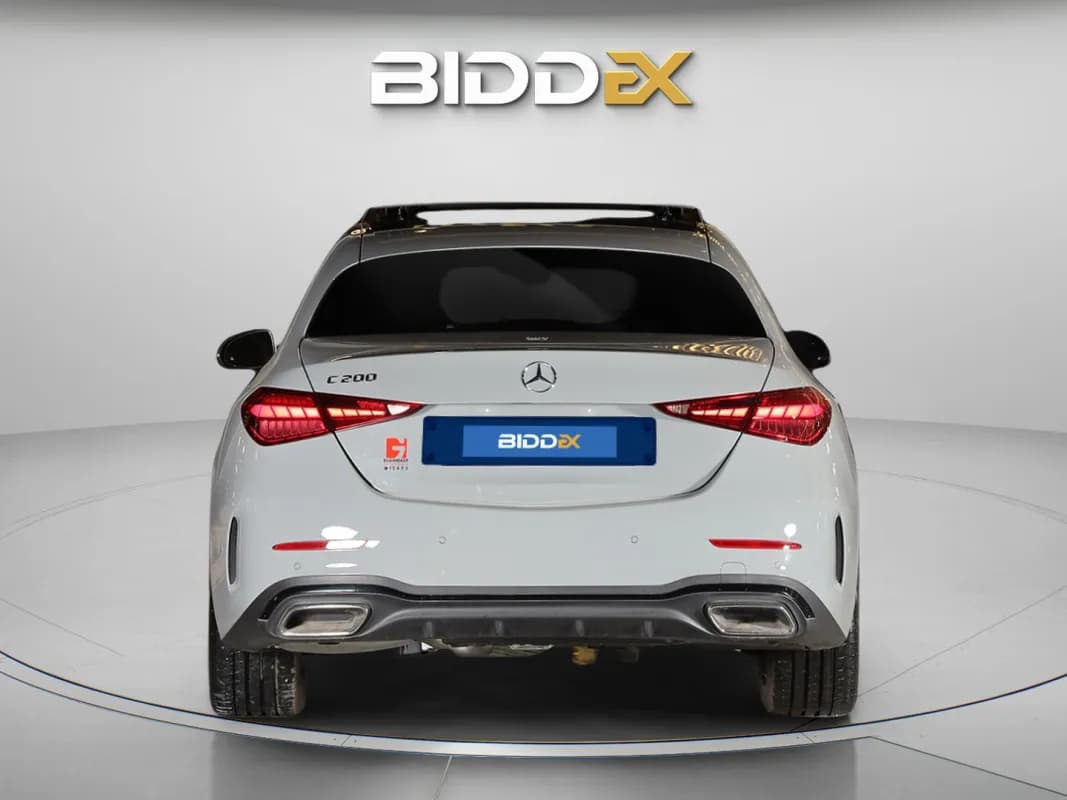 مرسيدس بنز C200 2026 ايه ام جي رمادي إسمنتي أوتوماتيك — جديدة