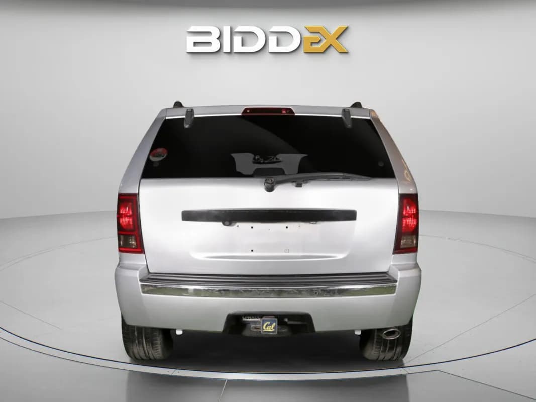 جيب شيروكي 2007