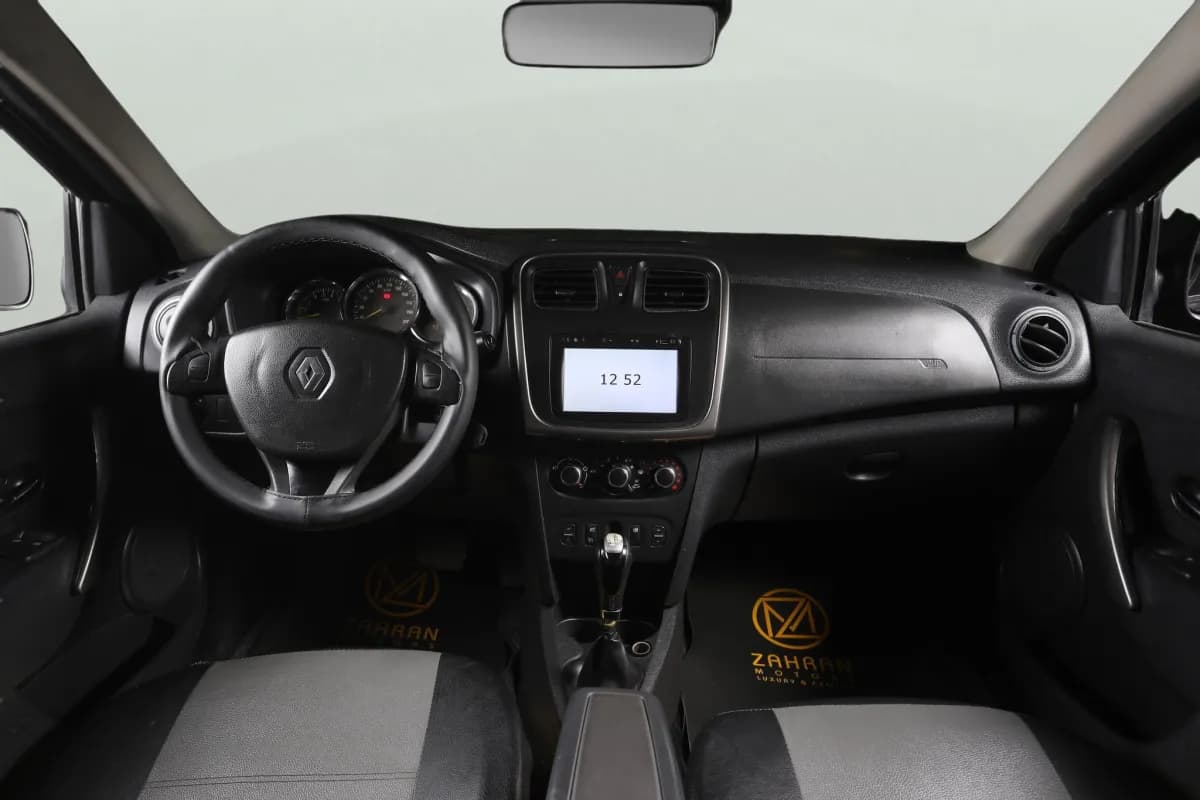 رينو سانديرو ستيب واي 2017