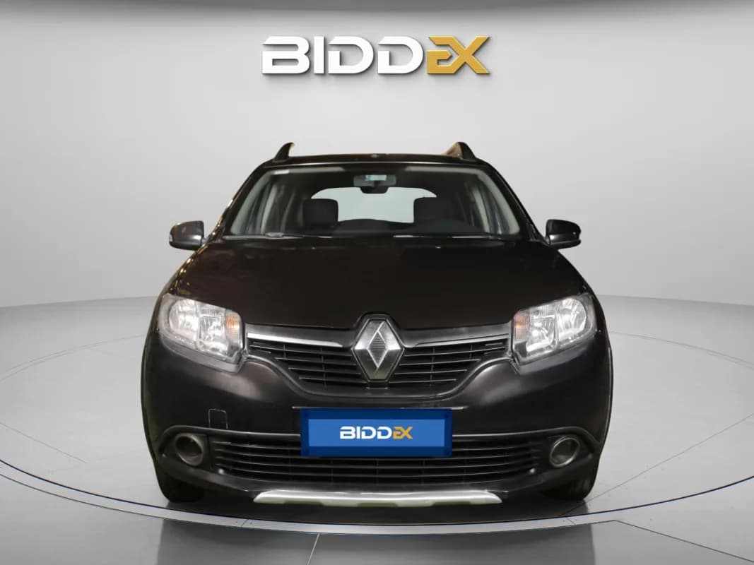 رينو سانديرو ستيب واي 2017