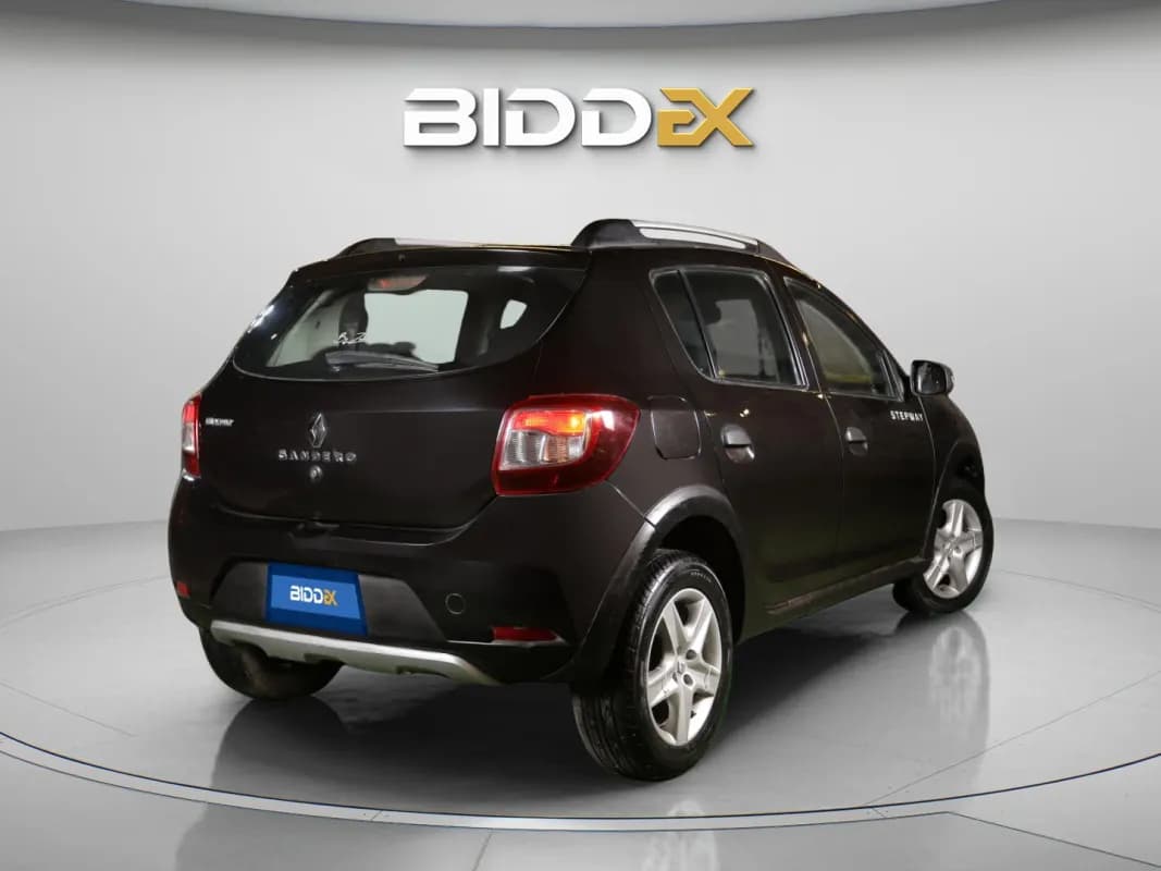 رينو سانديرو ستيب واي 2017