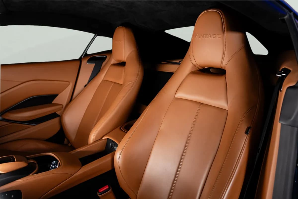 استون مارتن فانتاج 2021