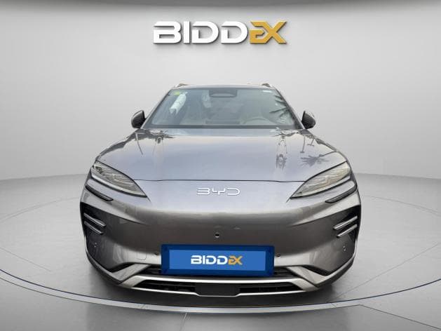 بي واي دي سونج بلس 2025 فلاجشيب سمارت درايف رمادي أوتوماتيك — جديدة - 1