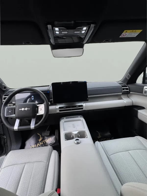 بي واي دي ليوبارد 2025