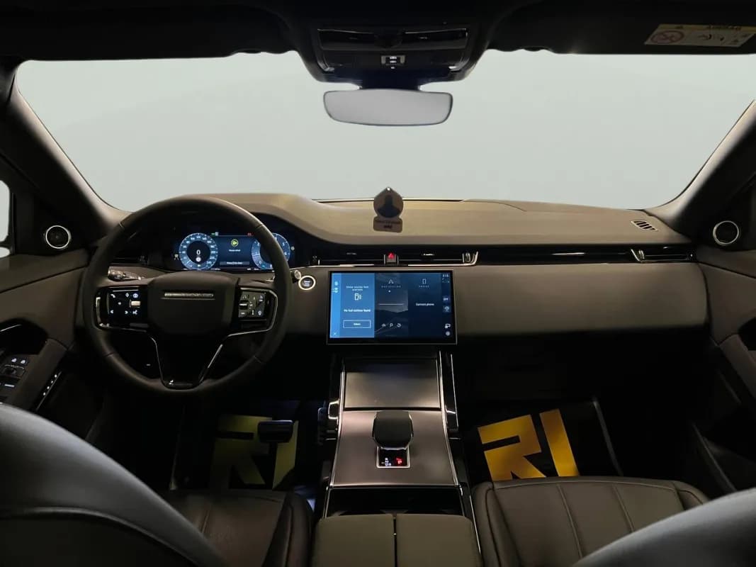 رينج روفر ايفوك 2025