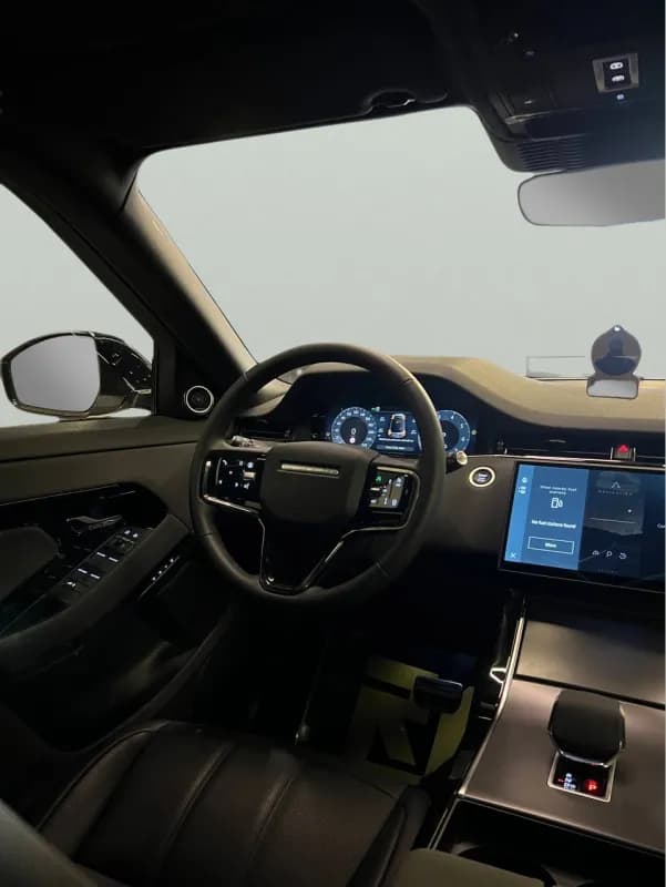 رينج روفر ايفوك 2025