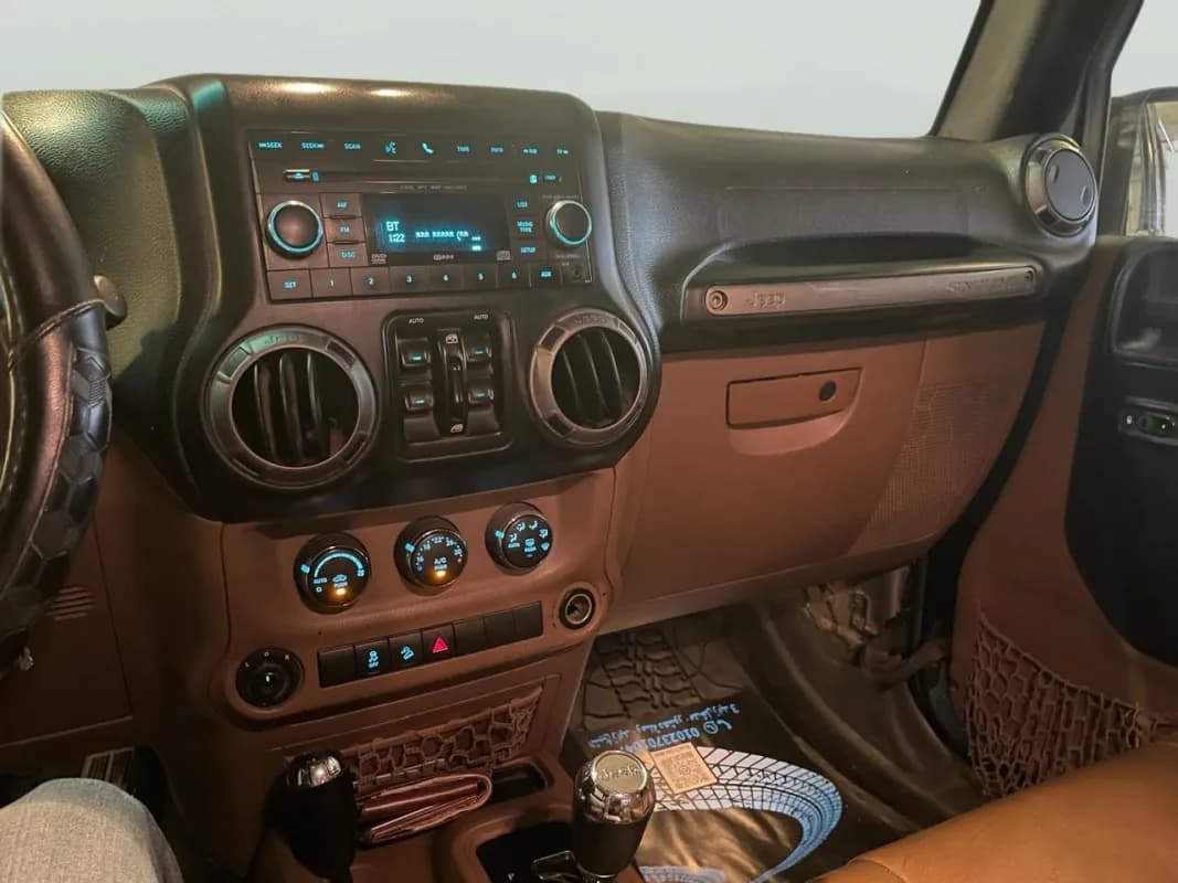 جيب رانجلر 2015